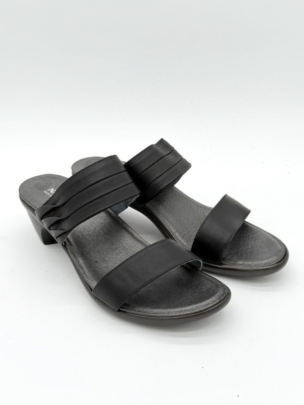 Naot Women's Size 39 US 8 Black Leather Double Strap Pleated Slide Sandal Heel
